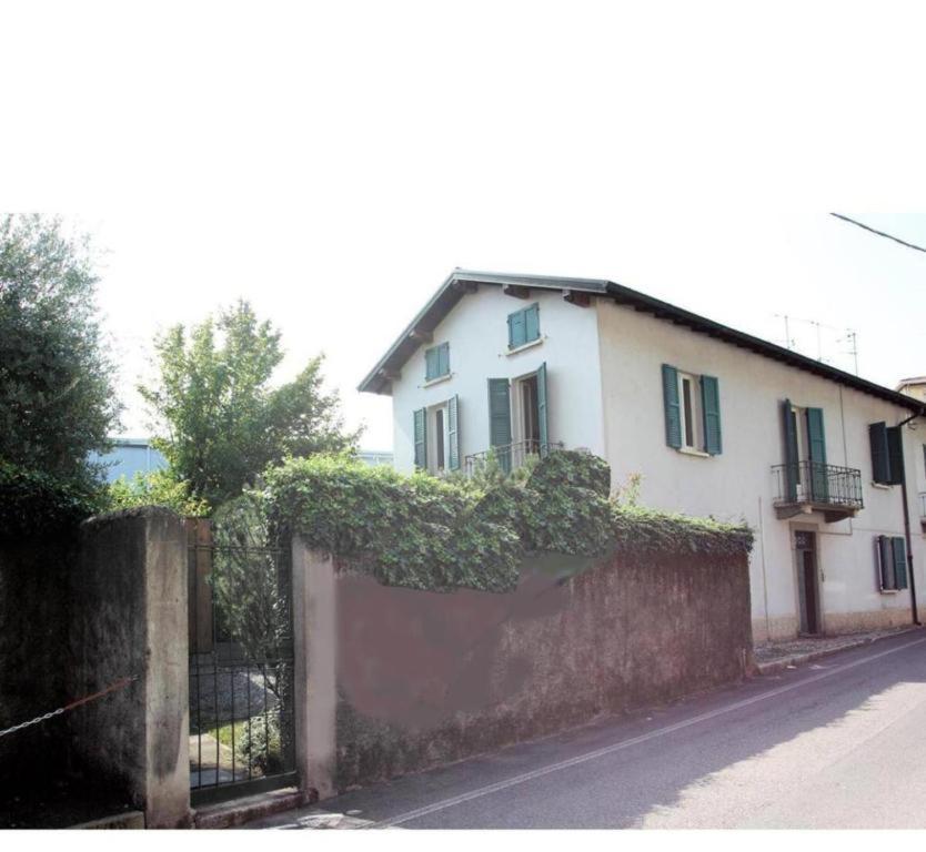 Casa Ortensia Blu Maslianico Luaran gambar